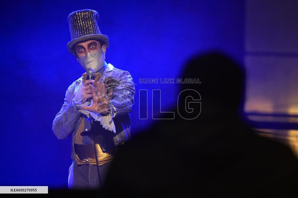 The Cirk La Putyka contemporary theatre and dance ensemble, free take-away cultural experience for up to four spectators
