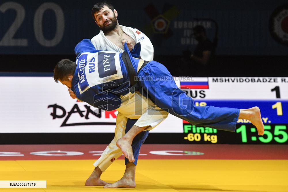 Robert Msvidobadze, Jago Abuladze