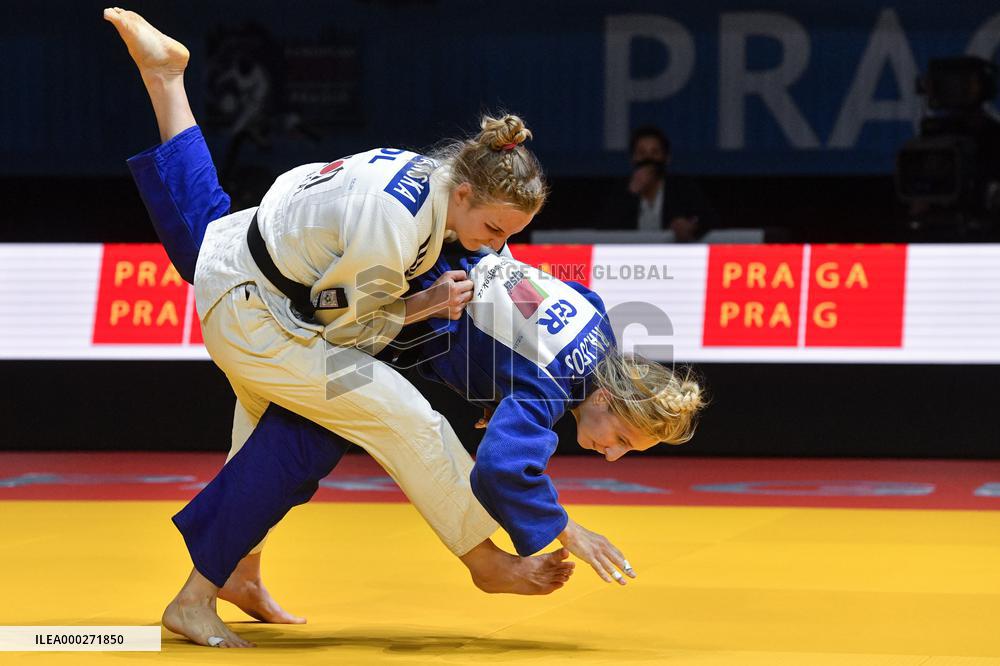 ANGELIKA SZYMANSKA, MARTYNA TRAJDOS