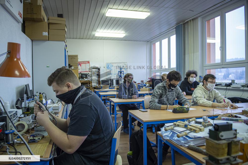 Secondary Technical School, students, student, class, teacher, face mask, state of emergency Czech Republic