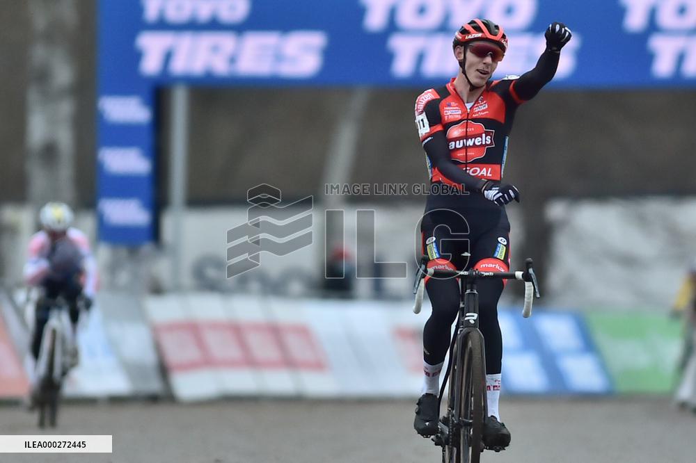 Michael Vanthourenhout