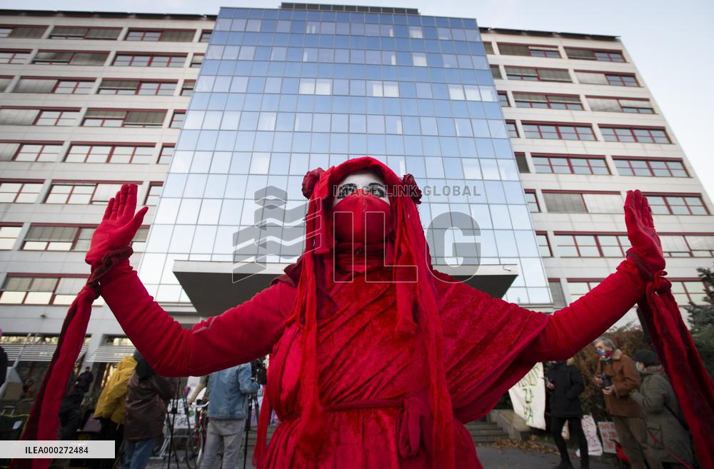Demonstration in support of end of coal