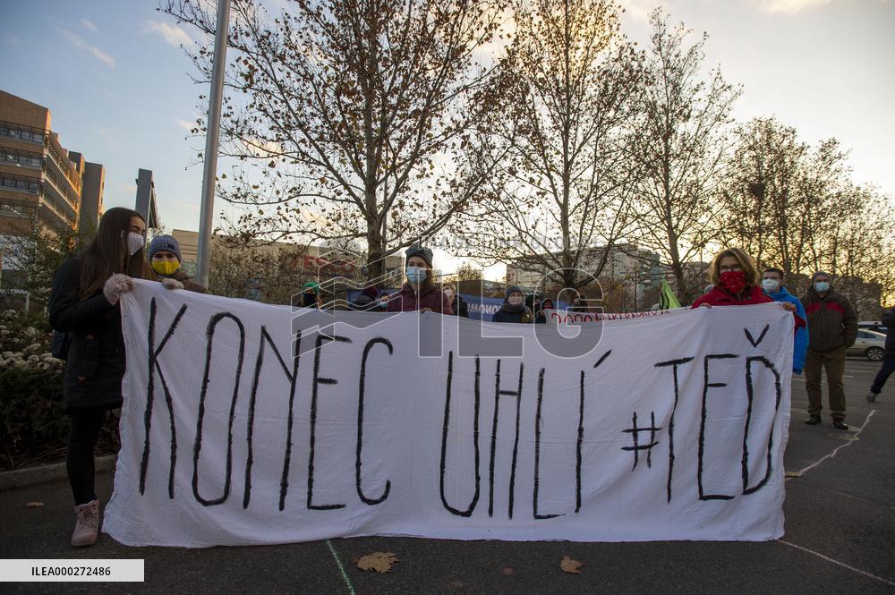 Demonstration in support of end of coal