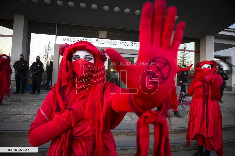 Demonstration in support of end of coal