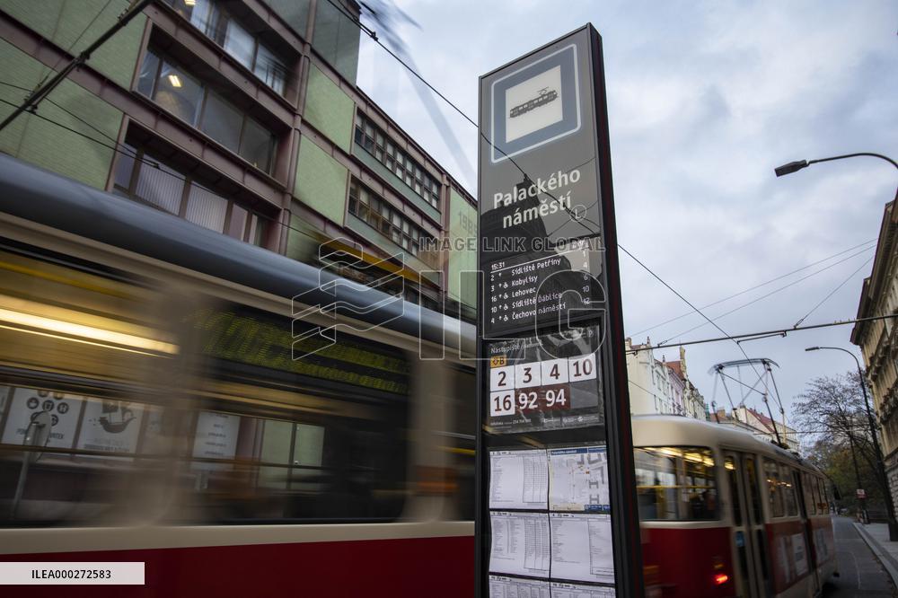 public transport sign, digital