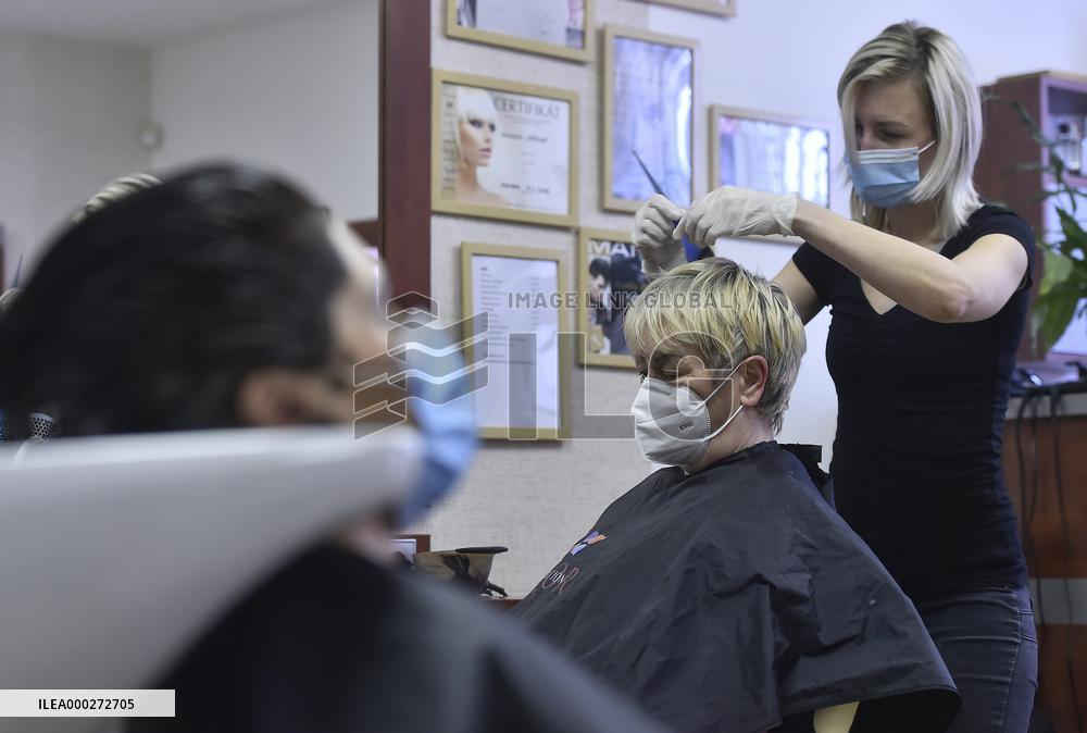 Hair Salon, Hairdresser, face mask
