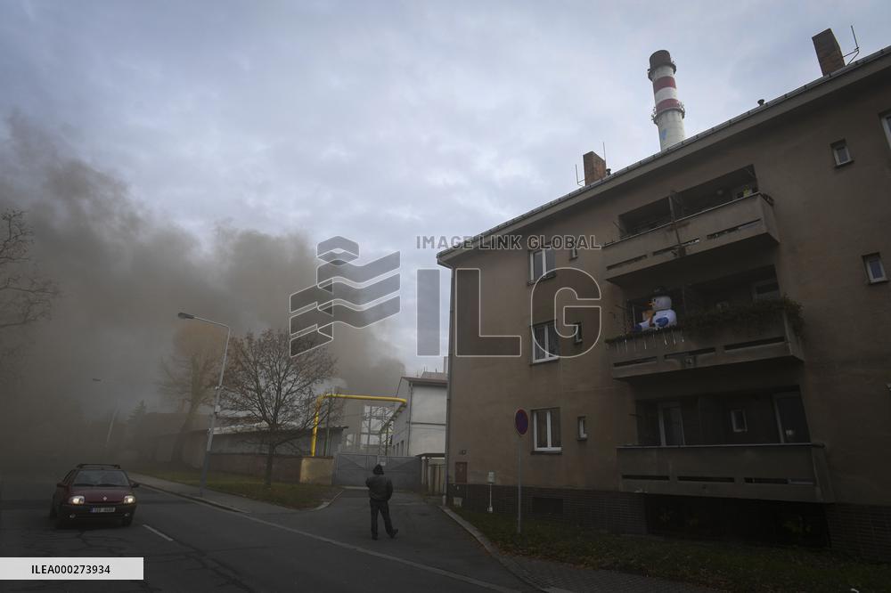 heating plant in Kolin, explosion, fire, firemen