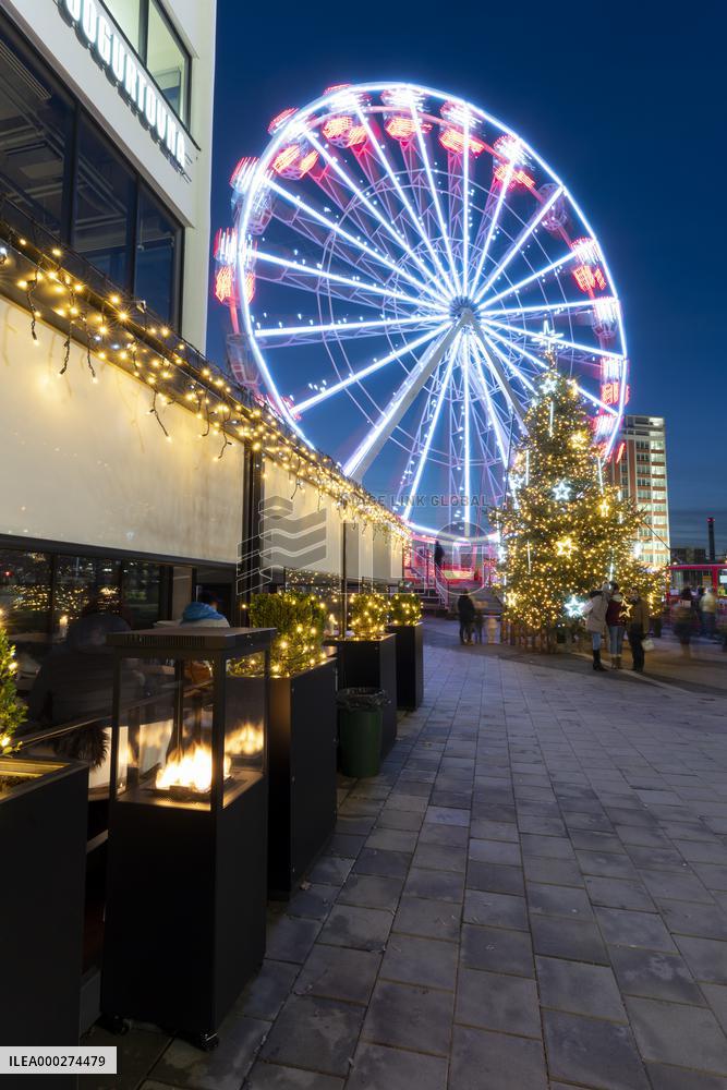 Christmas time, decoration, Zlin, Ferris wheel
