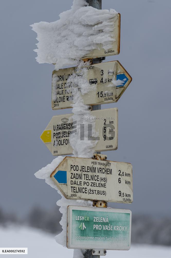 signpost, snow, weather, winter