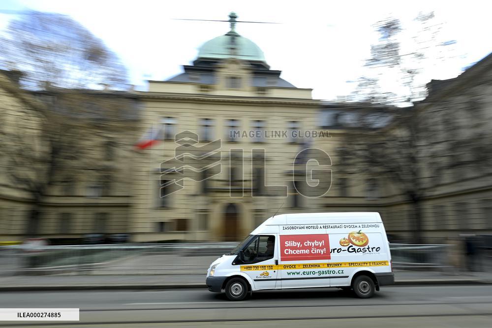 cars, protest, gastronomy, coronavirus