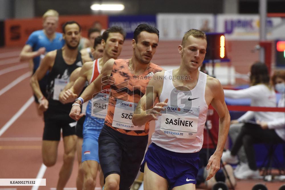 CHARLES GRETHEN, ISTVAN SZOGI, FILIP SASINEK