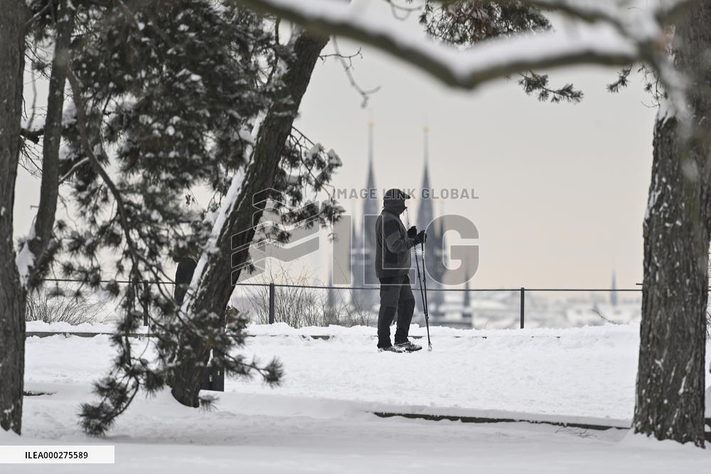 Prague, winter, snow, weather, people
