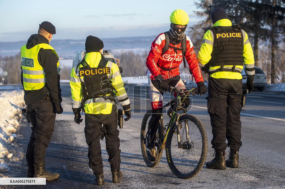 Police control, policeman, restricted movement, state of emergency, Czech Republic, Trutnov