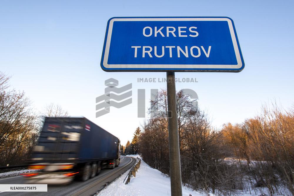 Police control, policeman, restricted movement, state of emergency, Czech Republic, Trutnov