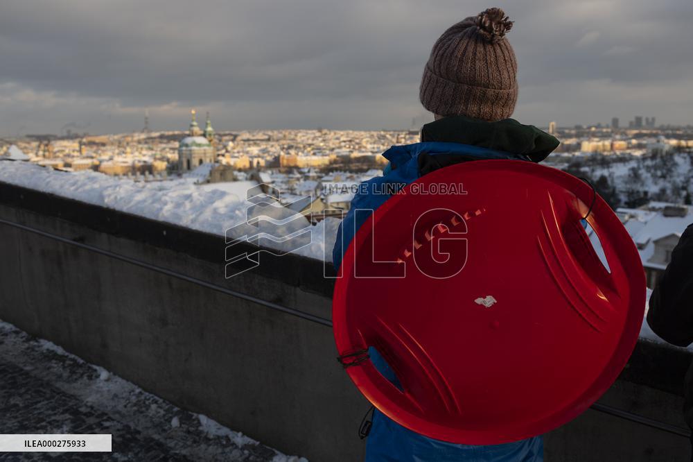 Prague, winter, snow, weather, people
