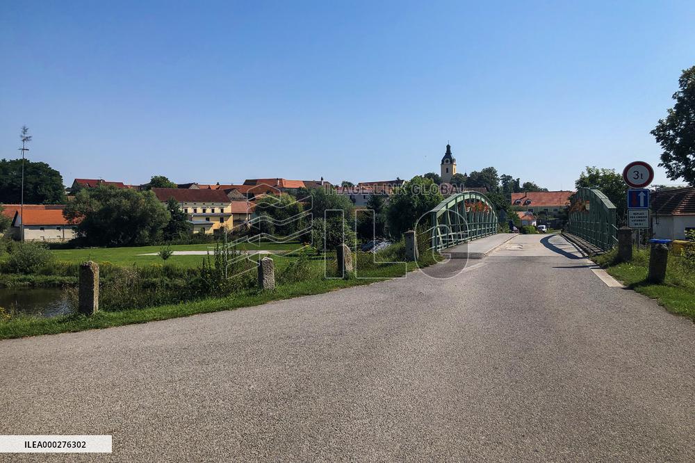 Putim, village, river Blanice, Church of St. Lawrence, bridge