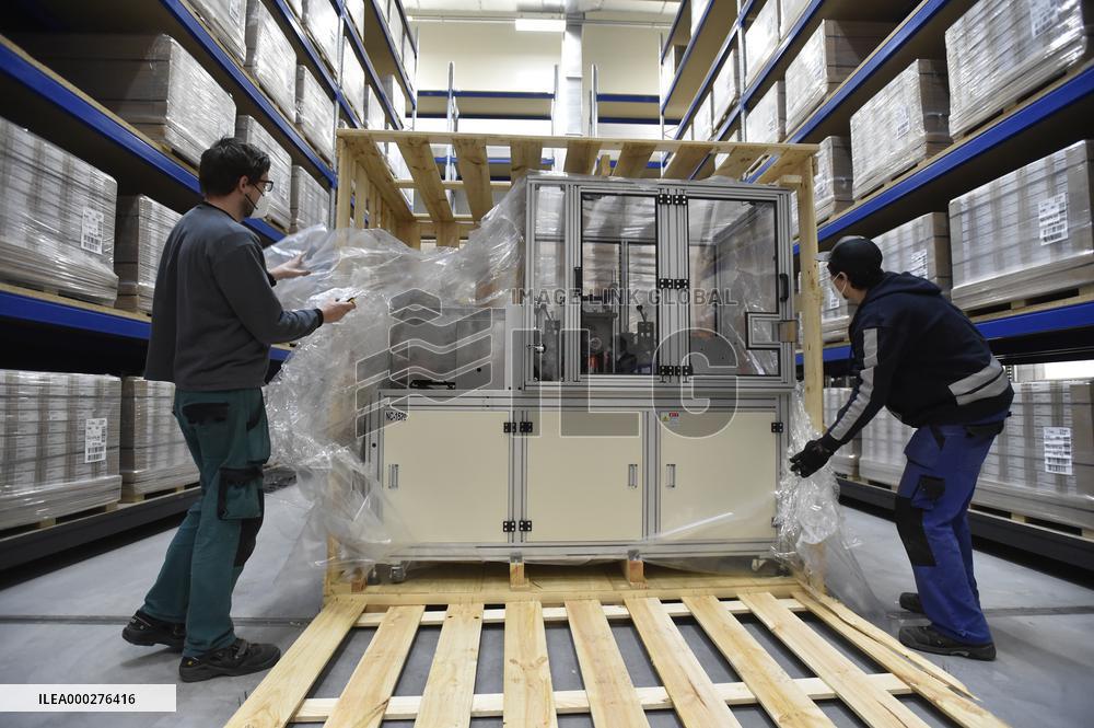 respirator production line from Taiwan in the Spur company