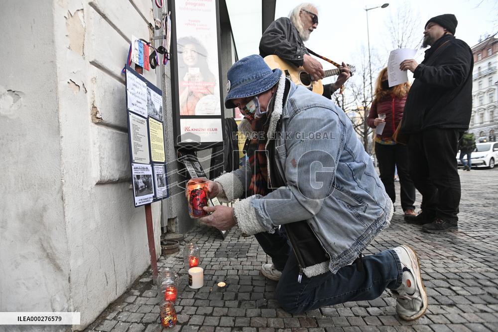 people commemorate student Jan Zajic