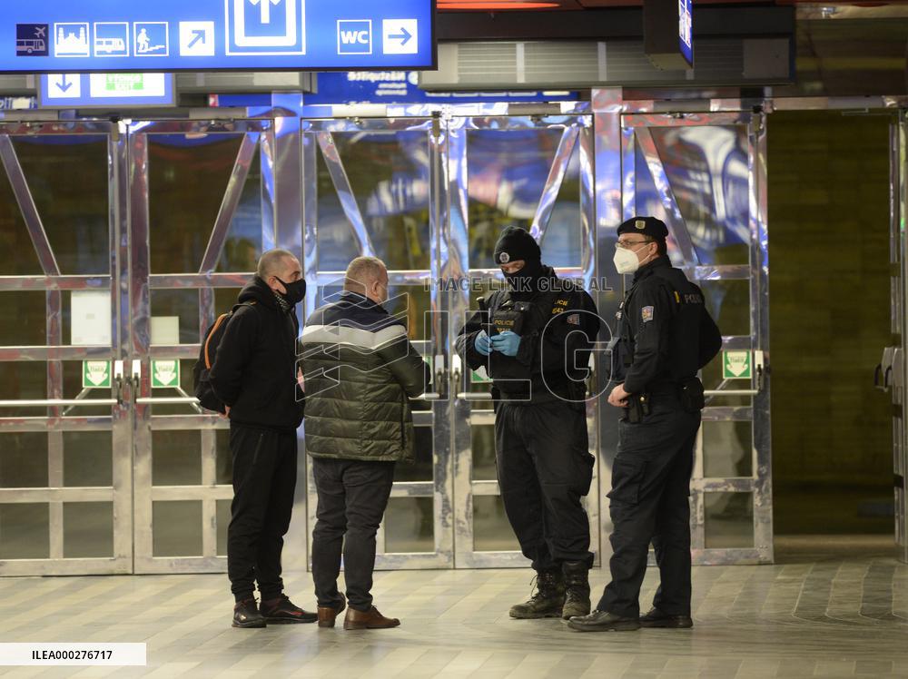 Police control, policemen, Prague main railway station, Hlavni nadrazi,  epidemic restrictions