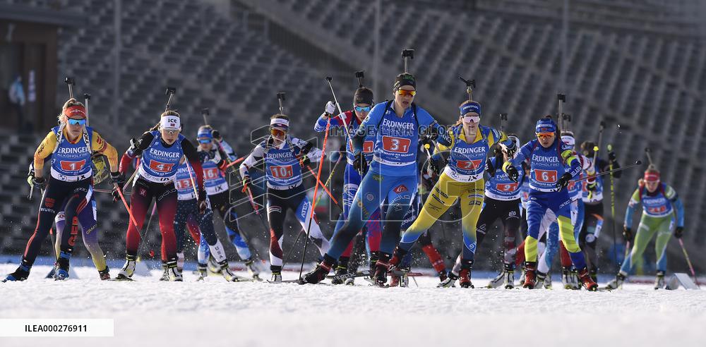 Women 4 x 6km relay race at the BMW IBU  Biathlon World Cup