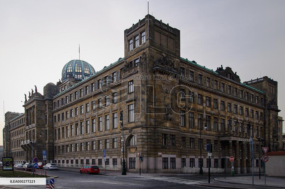 Ministry of Industry and Trade, state administration