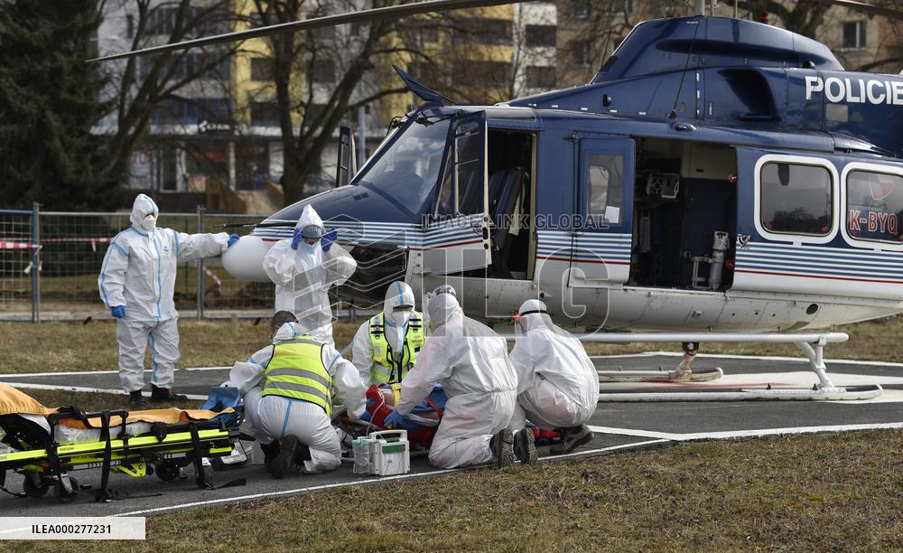 transport of a patient with COVID-19