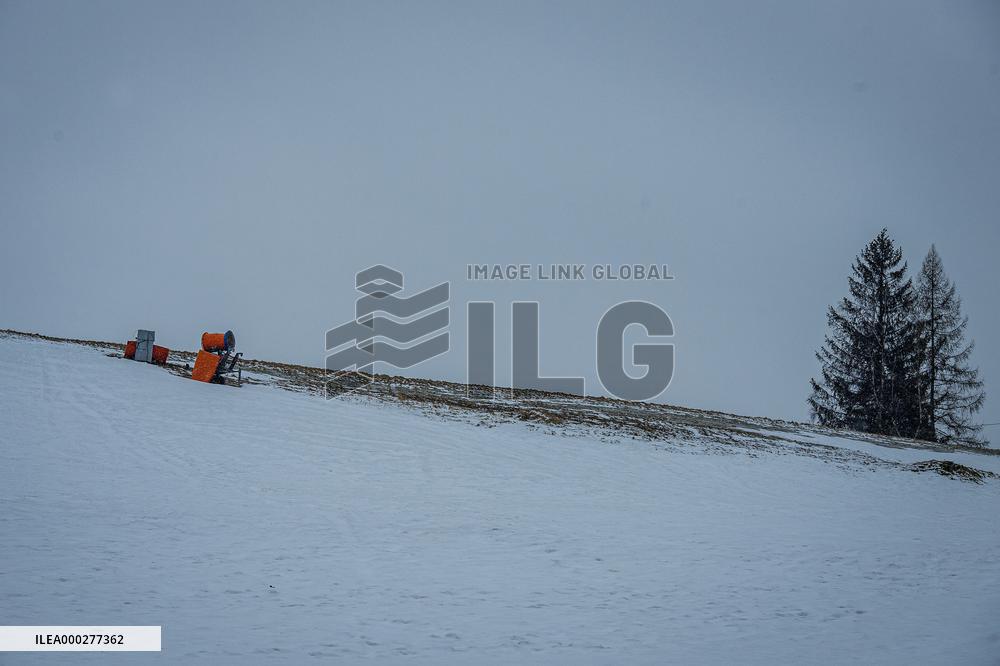 Severak, empty ski resort, Jizera Mountains