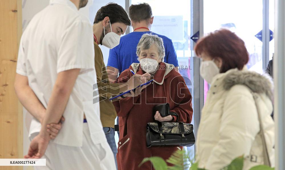 vaccination center in Jihlava, vaccine, covid-19, coronavirus