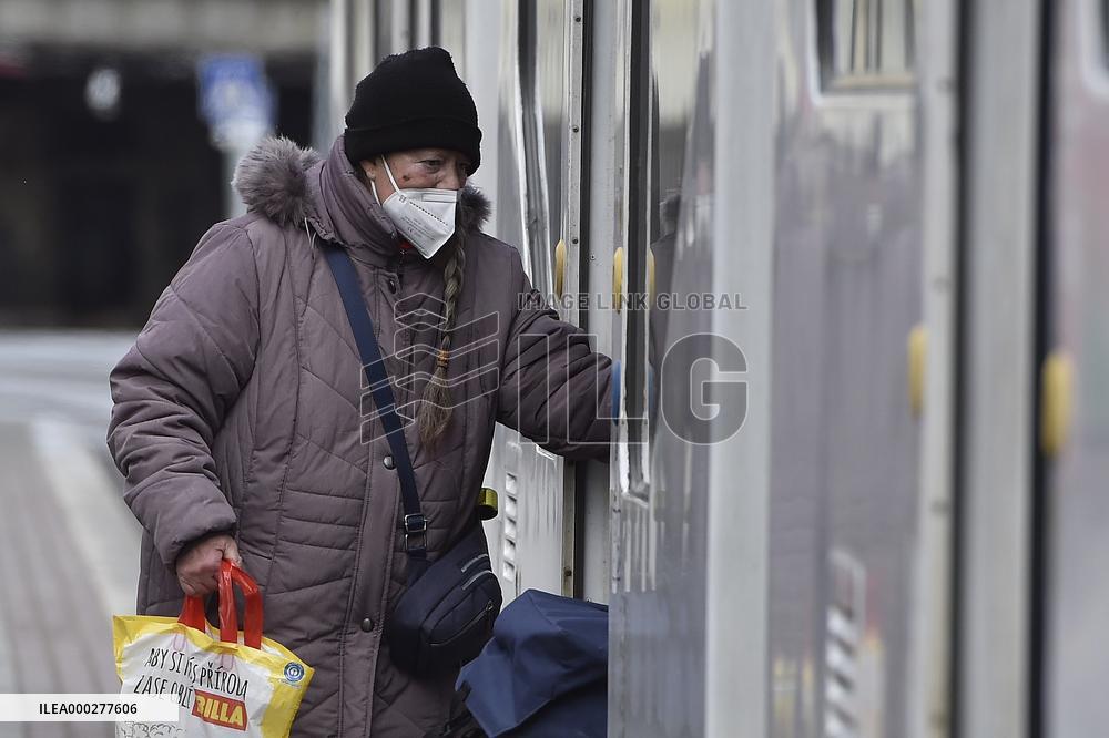 People, Brno, respirators, state of emergency, epidemic, pandemic, coronavirus, covid-19, senior