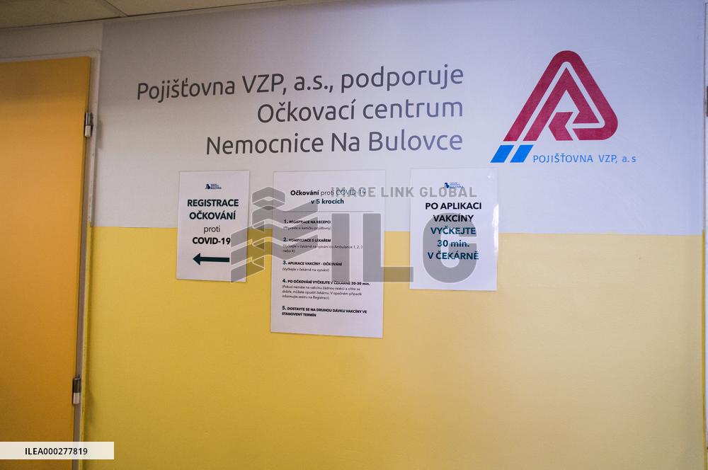 Na Bulovce Hospital, vaccination against covid-19, coronavirus