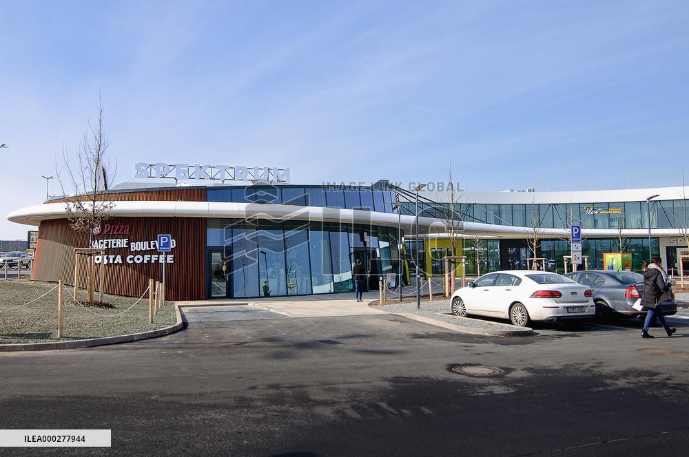 Spektrum, trade center, Cestlice, trade, sales, CPI, opening, TC