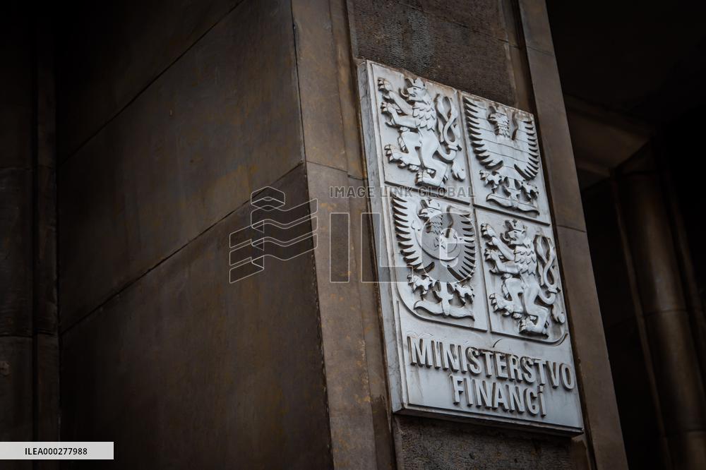 Entrance Ministry of Health, sign.