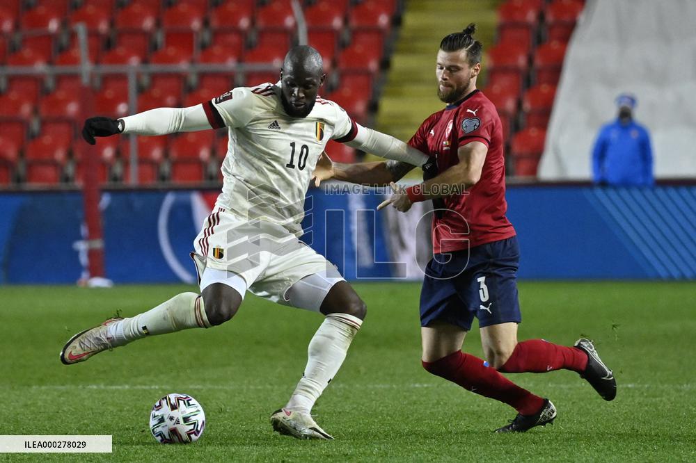 Ondrej Celustka, Romelu Lukaku