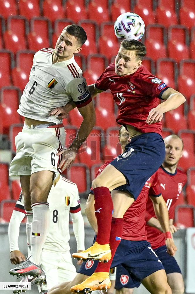 Leander Dendoncker, Lukas Provod