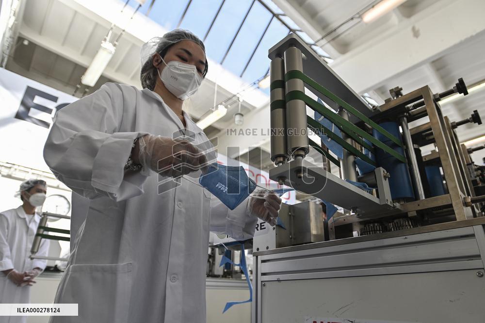 The Taiwanese respirator production lines in the production hall in Prague-Kunratice