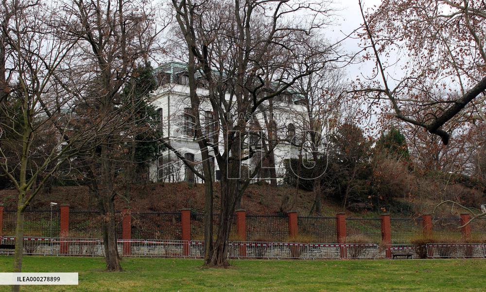 Russian Embassy, Prague