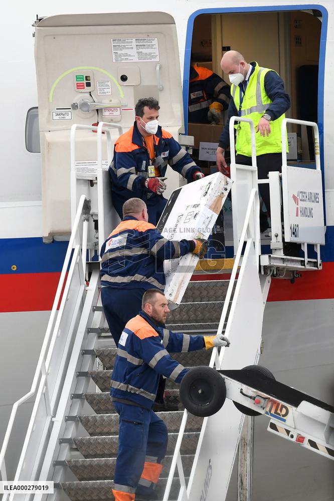 plane Ilyushin 96-300, Expelled diplomats, departure, aircraft, luggage