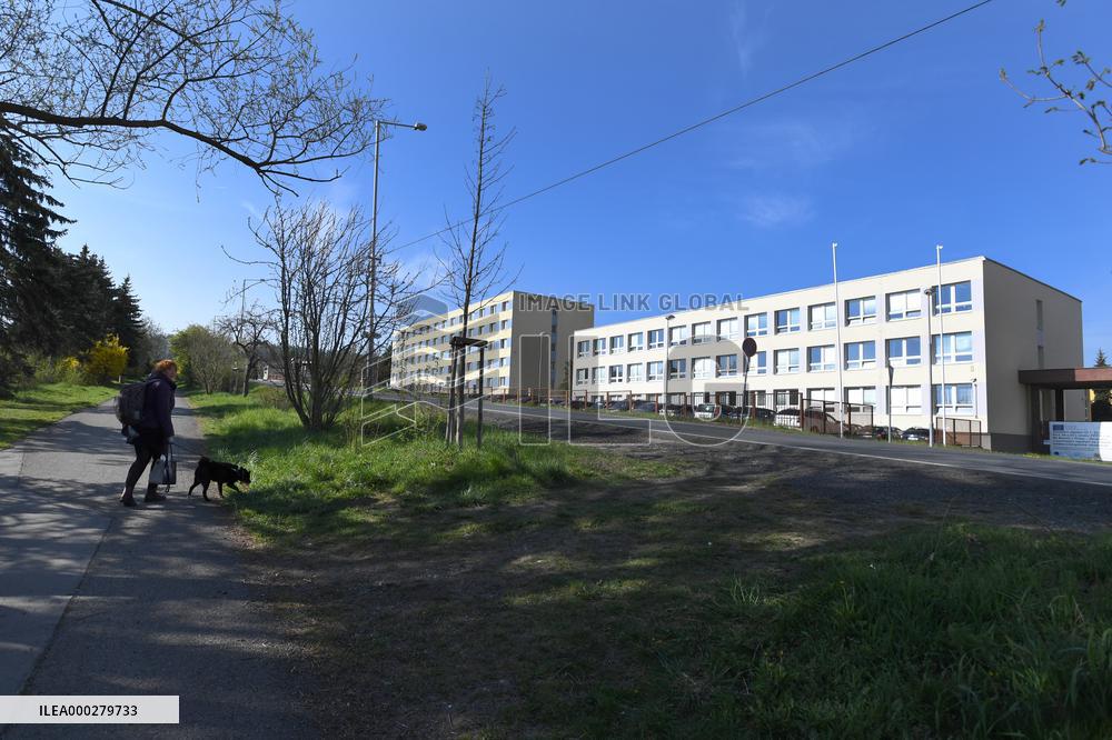 the Unit for Exposure of Organised Crime (UOOZ) of the Criminal Police Service (SKPV)