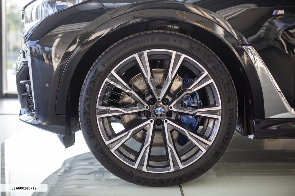 BMW X7 Car Decoration