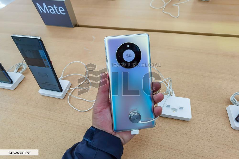 Apple Huawei Phone On Sale