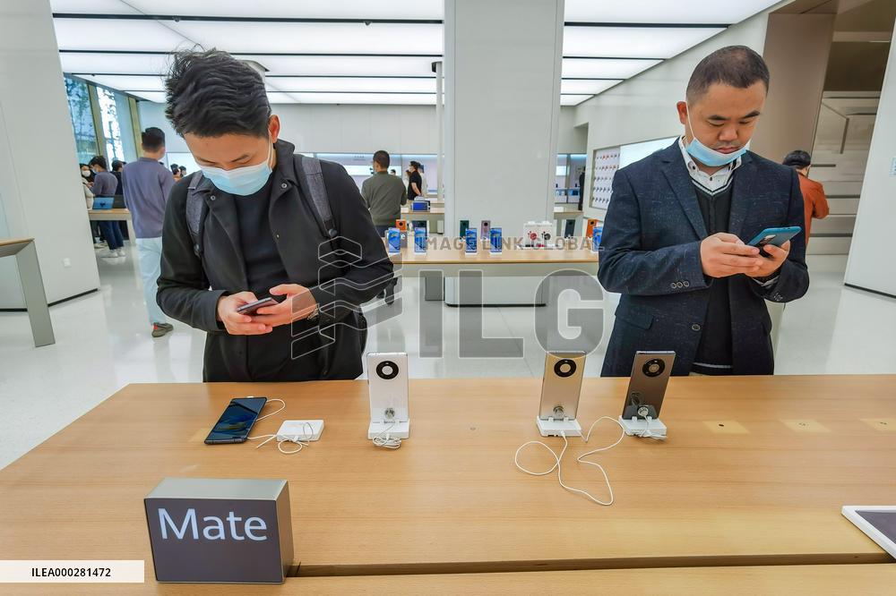 Apple Huawei Phone On Sale