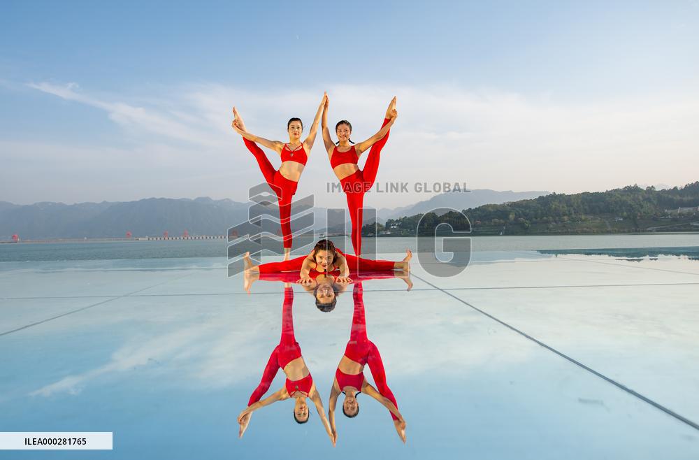 China Three Gorges Dam Yoga