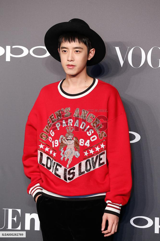 VOGUE ME 2018 FLASHING NIGHT