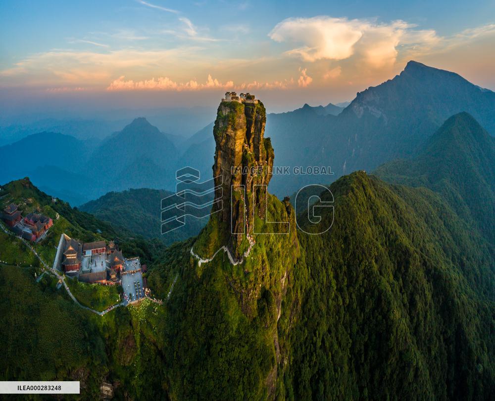 World Natural Heritage Fanjing Mountain in Guizhou,China