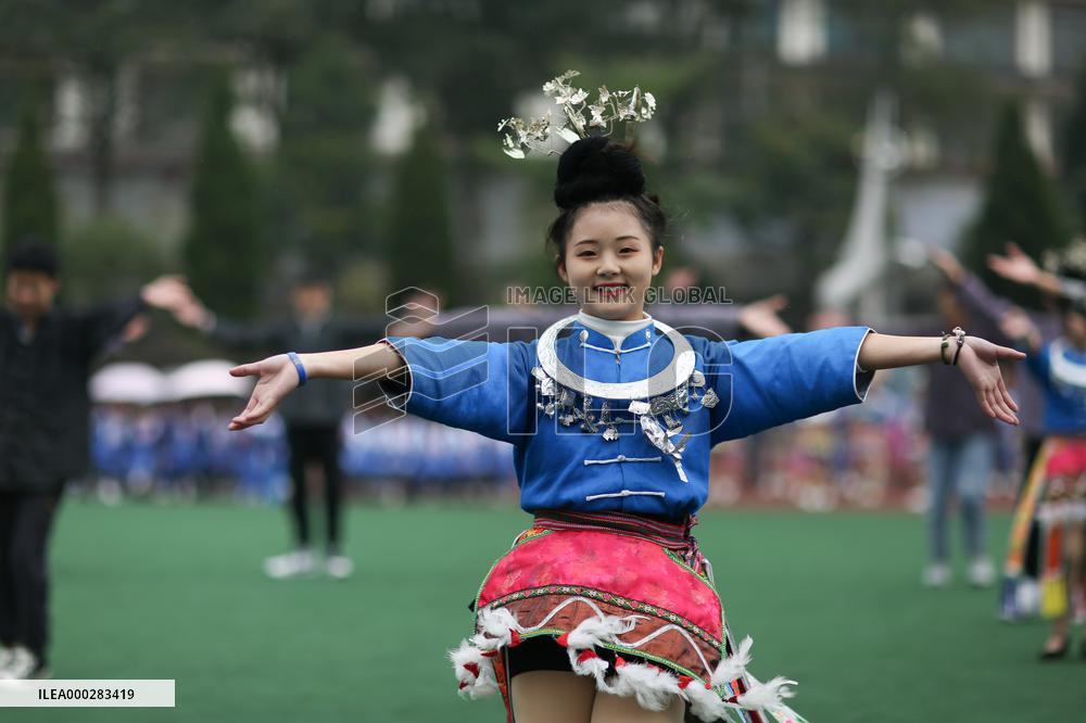 China Strengthens School Sports