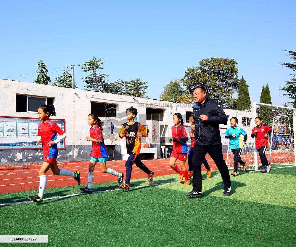 China Strengthens School Sports