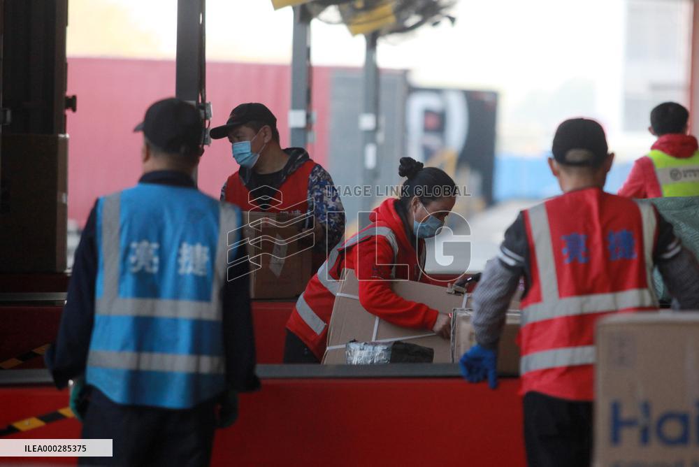 China's Double 11 E-commerce Festival Logistics Peak