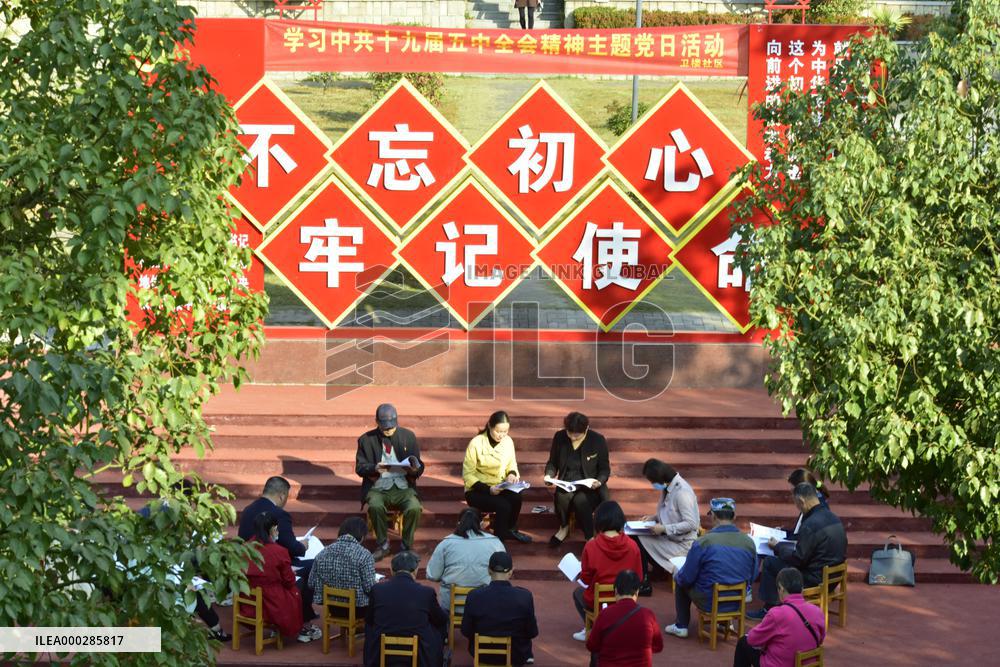 The Community Carries Out The Spirit of The Fifth Plenary Sessio