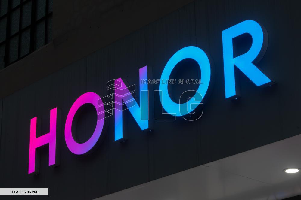 Huawei Mobile Phone Brand Honor Sale