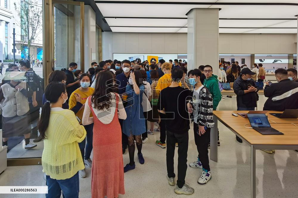 Huawei MATe40 Porsche Version